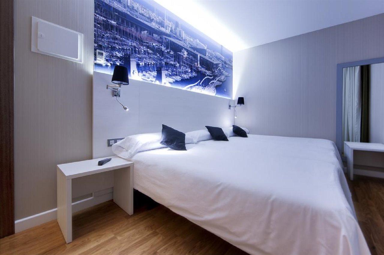 Hostal BCN Ramblas Barcelona Luaran gambar