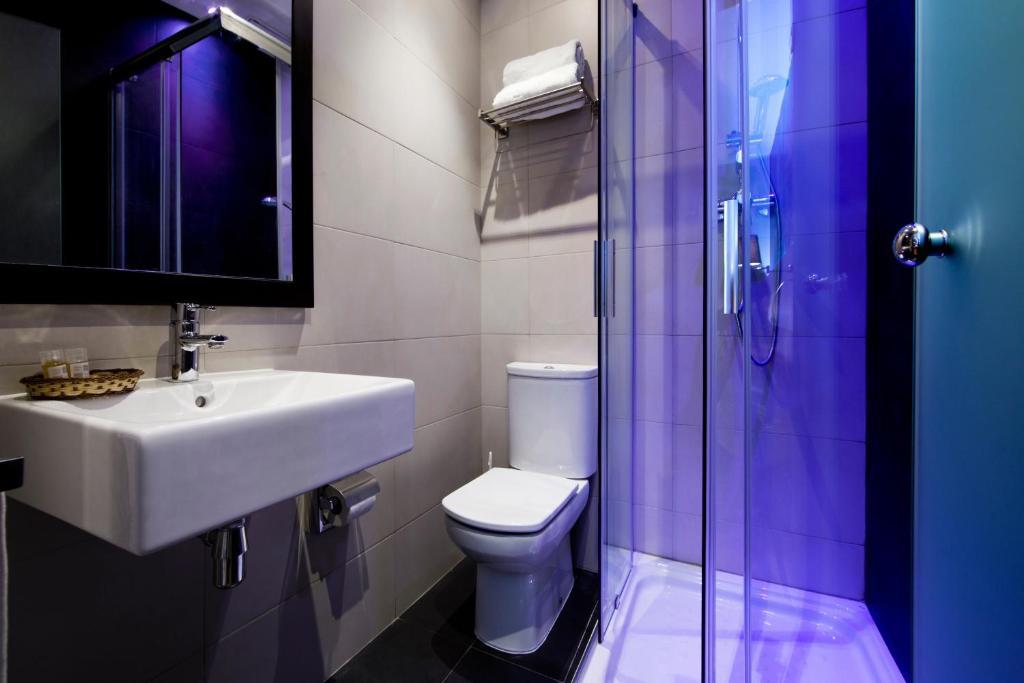 Hostal BCN Ramblas Barcelona Bilik gambar