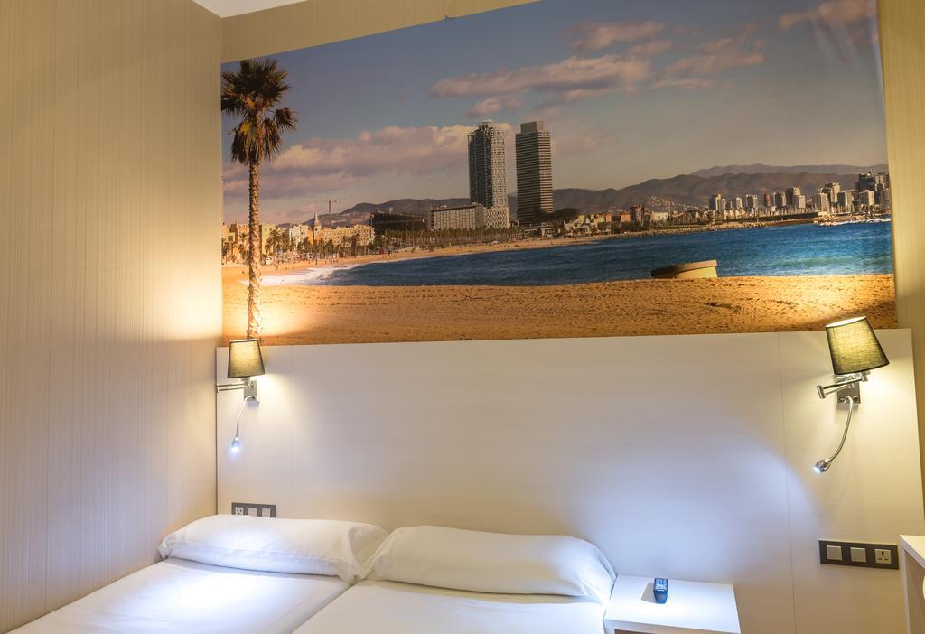 Hostal BCN Ramblas Barcelona Luaran gambar