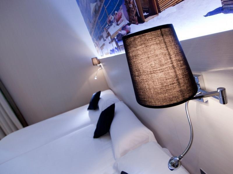 Hostal BCN Ramblas Barcelona Luaran gambar
