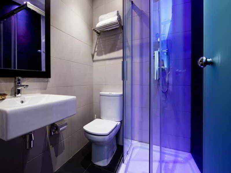 Hostal BCN Ramblas Barcelona Luaran gambar