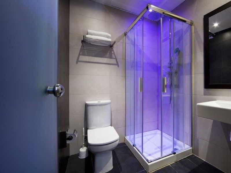 Hostal BCN Ramblas Barcelona Luaran gambar