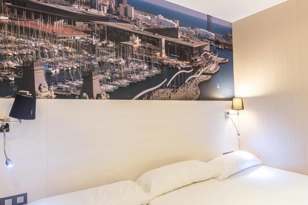 Hostal BCN Ramblas Barcelona Luaran gambar